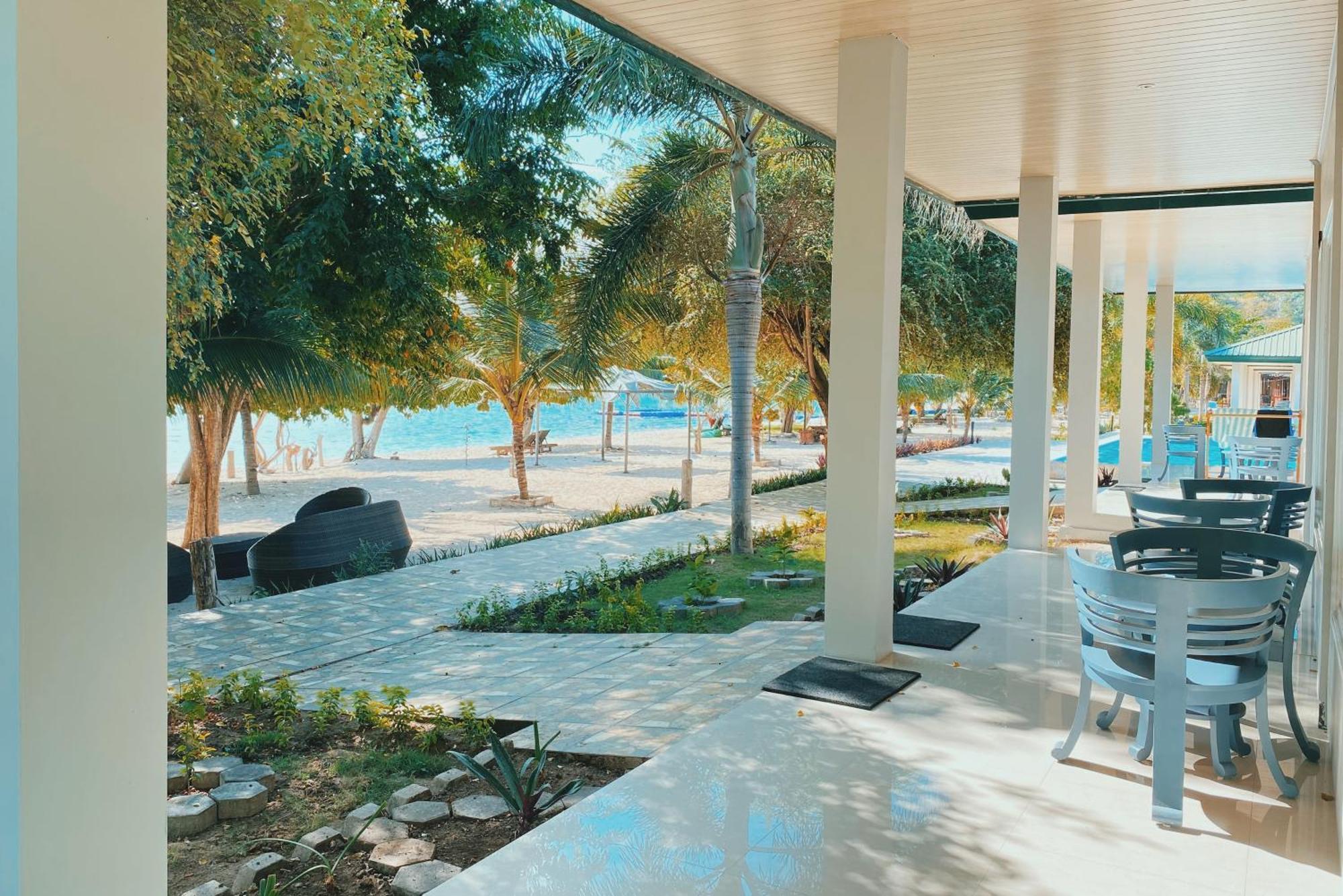 Sylvia Hotel & Resort Komodo Labuan Bajo Exterior foto